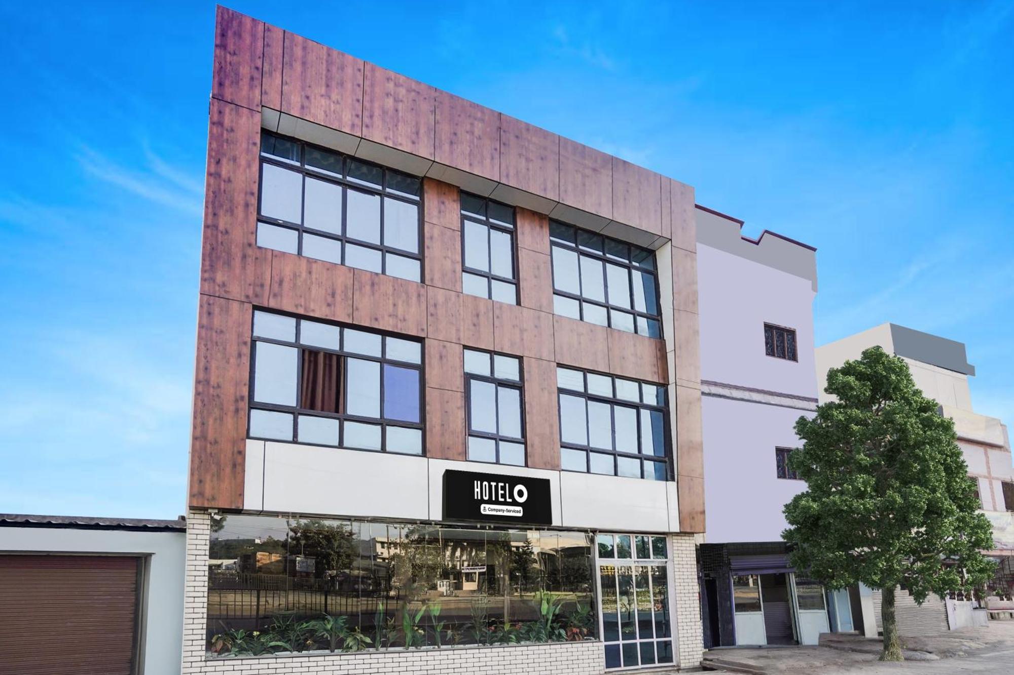 Super Hotel O Pithampur Formerly Ganga Residency Akolia Εξωτερικό φωτογραφία